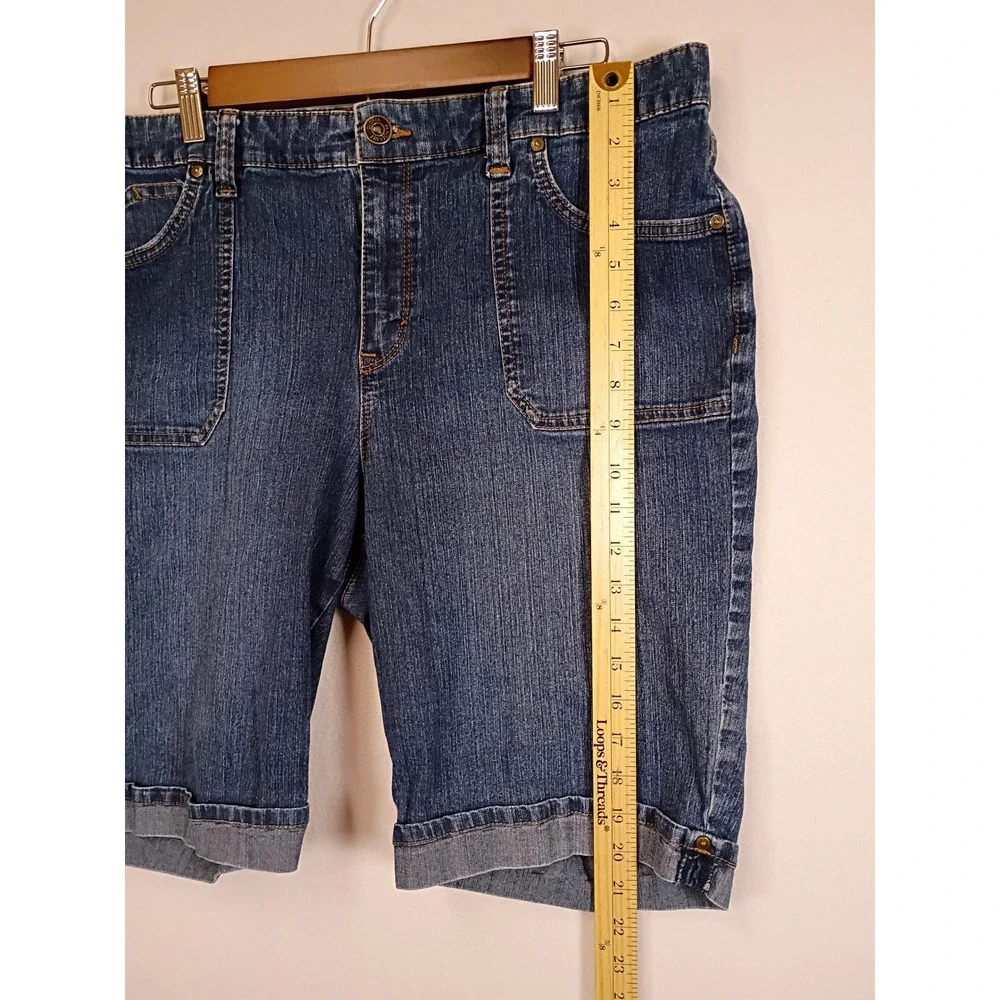 Classic‎ Casual Gloria Vanderbilt Womens 16 Blue Slimming Bermuda Denim Shorts